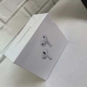 Apple AirPods Pro - White Wireless Earbuds in Box
